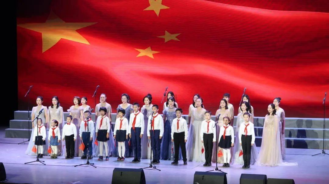 逃离宽敞的健身房